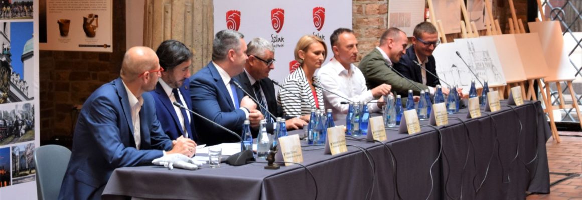 Konferencja na Szlaku Piastowskim