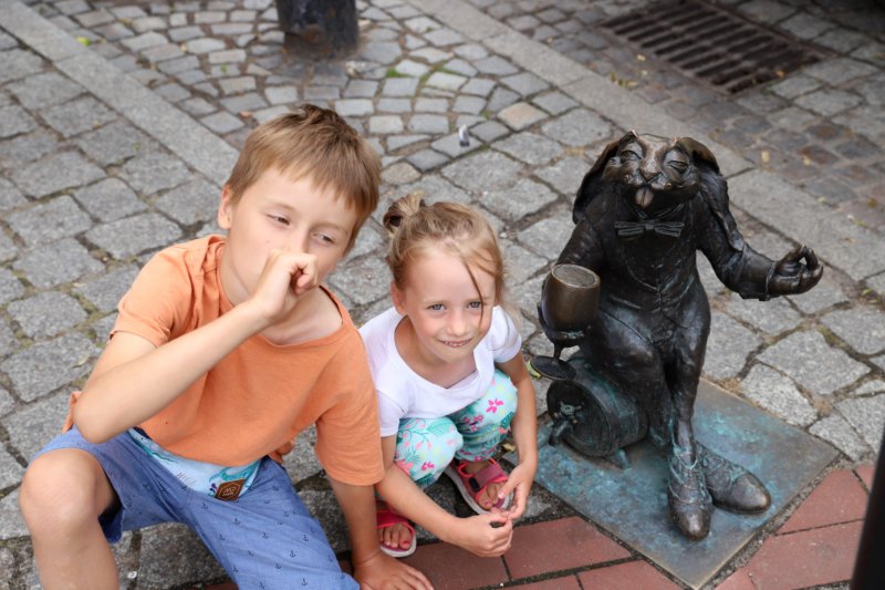 podróżująca rodzina w wielkopolsce